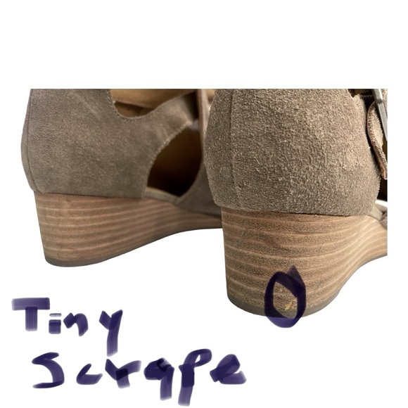 Lucky Brand Radburn Peep Toe Wedge Sandal Size 8.5 Buckles - Picture 8 of 11